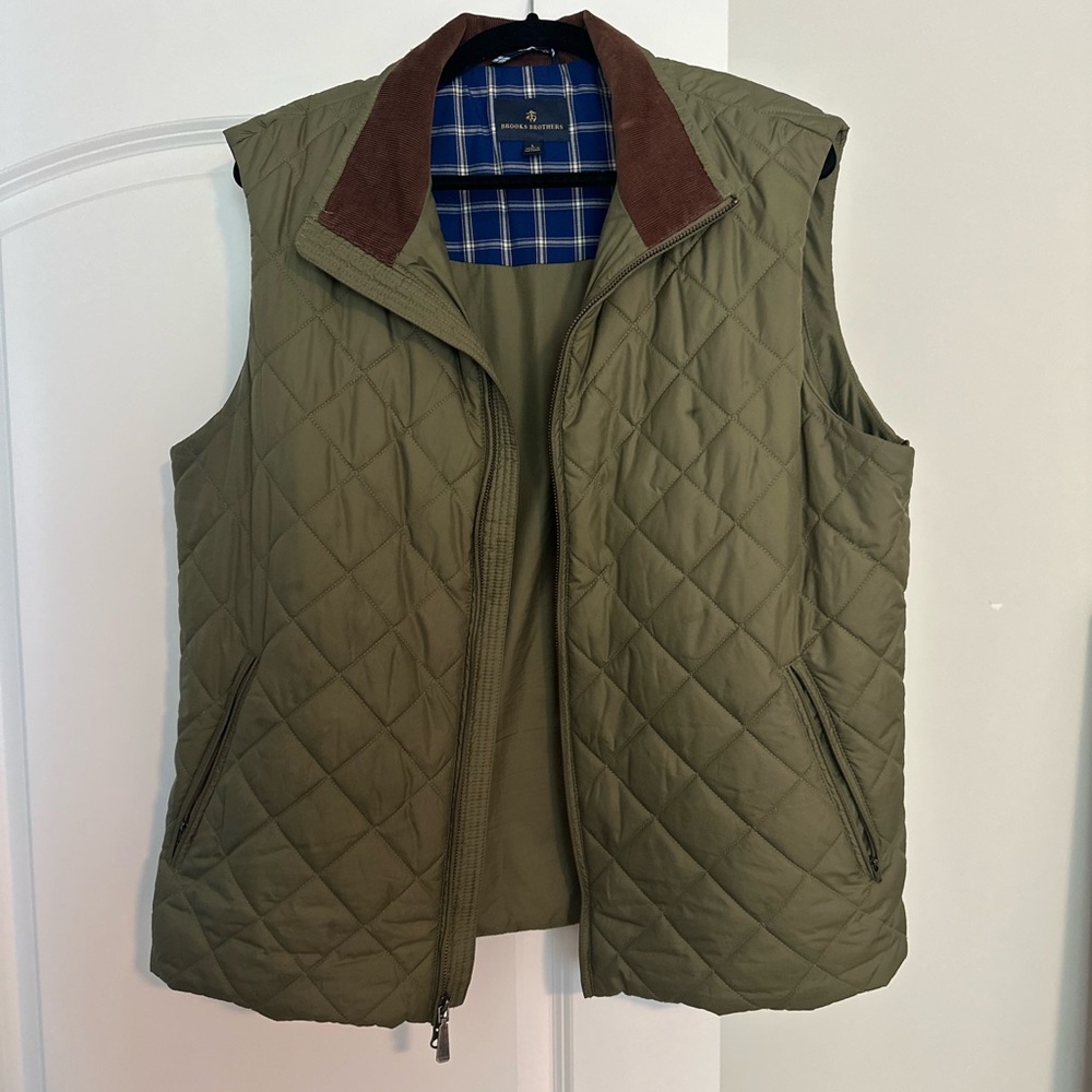 Brooks Brothers Men's Quilted Olive Green Vest